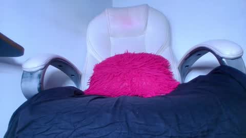 Alicia Kyse  online show from January 4, 3:07 am