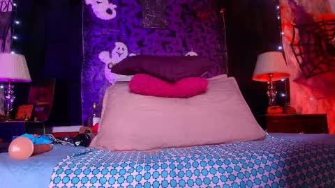 Alicia Kyse  online show from October 10, 3:16 am