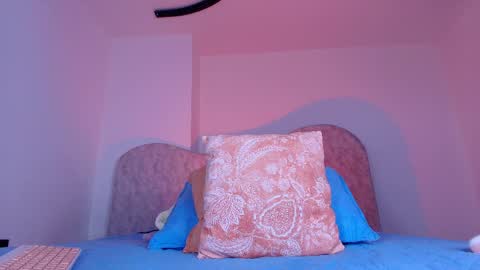 Alicia Kyse  online show from May 29, 3:26 am