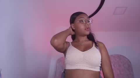 Alicia Kyse  online show from June 25, 5:12 am