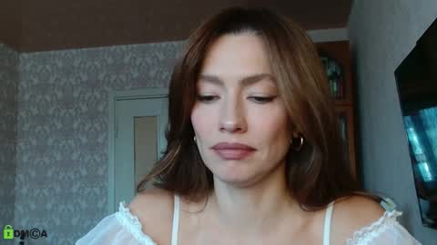 Snapshot of alicia_savory chatting on November 13, 8:46 am Alicia online show from November 13, 8:46 am