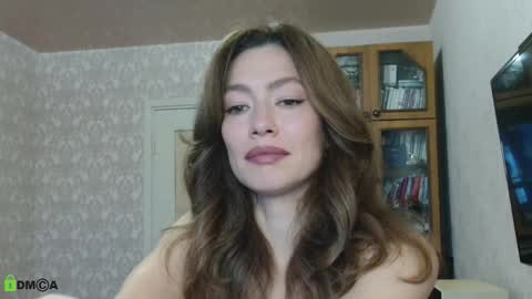 Snapshot of alicia_savory chatting on November 19, 5:40 am Alicia online show from November 19, 5:40 am