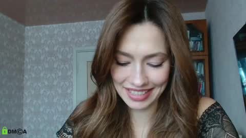 Snapshot of alicia_savory chatting on November 22, 9:19 am Alicia online show from November 22, 9:19 am