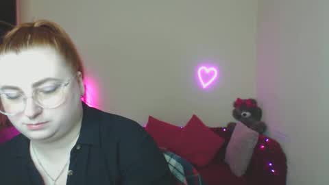 Alicia online show from February 23, 6:22 am