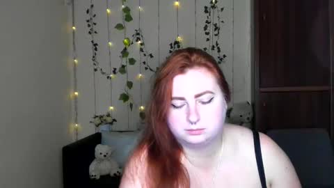 Snapshot of alicia_side_red chatting on May 28, 5:38 am Alicia online show from May 28, 5:38 am
