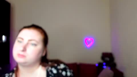 Snapshot of alicia_side_red chatting on June 24, 11:20 am Alicia online show from June 24, 11:20 am