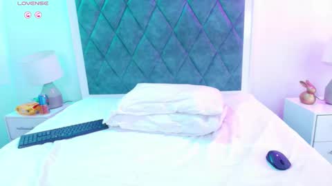 Alicia online show from February 3, 6:40 am