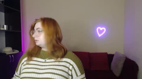 Alicia online show from November 24, 12:27 pm