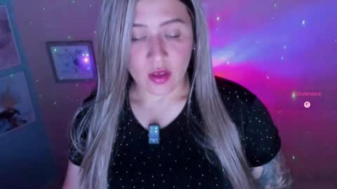 Jennyfer online show from May 12, 8:39 pm