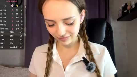 Alice online show from June 13, 8:18 pm