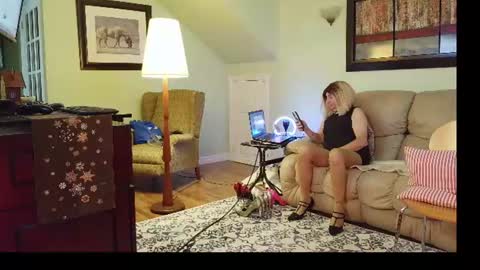 Alicia deHart  Help me reach 1000 Followers. Its FREE online show from July 5, 7:10 pm