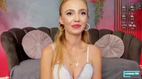 aliciahazel online show from July 27, 7:43 pm