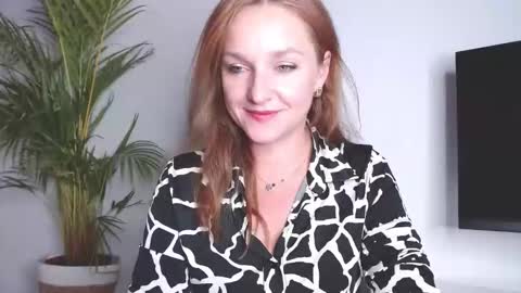 Alicia online show from October 23, 6:39 pm