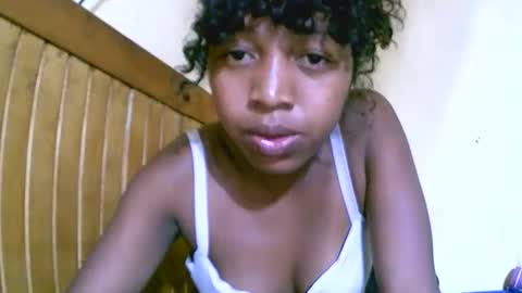 Snapshot of alicianah chatting on October 15, 4:29 pm alicianah online show from October 15, 4:29 pm