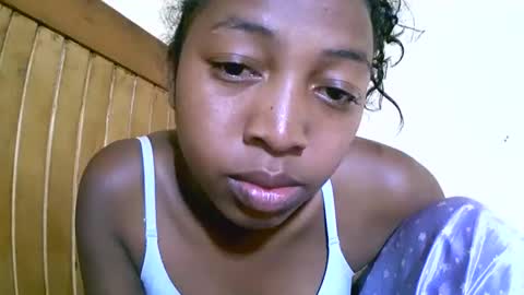 Snapshot of alicianah chatting on November 12, 11:32 am alicianah online show from November 12, 11:32 am