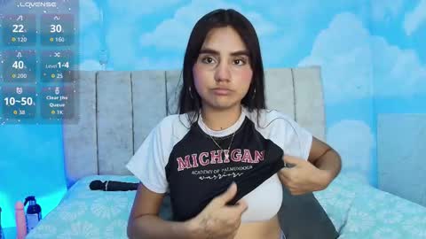 Aliclark online show from February 5, 7:29 pm