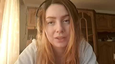 Scarlett online show from April 24, 8:39 am