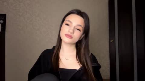 Niki online show from March 25, 3:40 pm