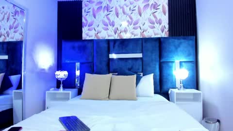 Snapshot of alidiaz__ chatting on April 18, 7:58 pm Ali Diaz online show from April 18, 7:58 pm