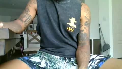 alien13x online show from September 30, 4:23 pm