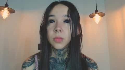Snapshot of alien_eyes09 chatting on March 16, 2:06 am online show from March 16, 2:06 am