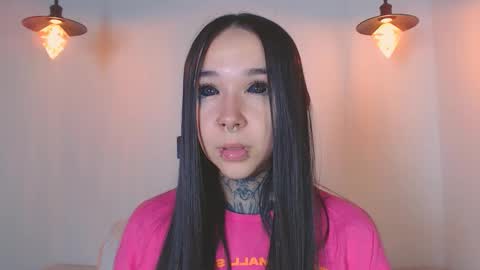 Snapshot of alien_eyes09 chatting on March 18, 2:15 am online show from March 18, 2:15 am