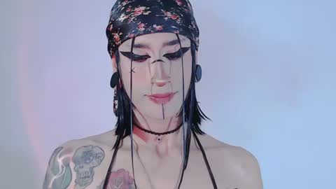     online show from June 22, 12:45 am