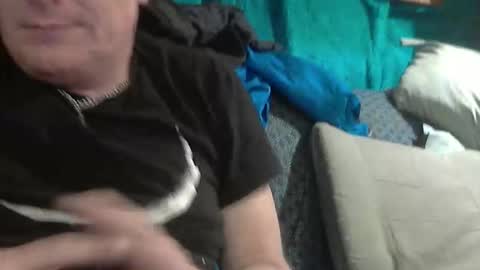 AlienLifestyle Productions - A Gay Guy and his Straight Friend online show from December 17, 11:49 am