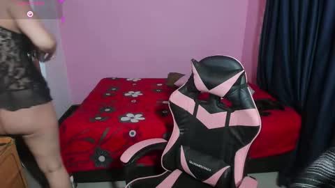 alii_cutee online show from March 2, 6:48 pm