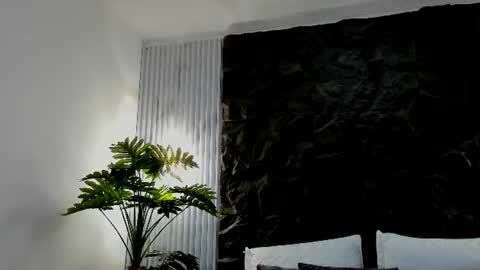 Snapshot of aliice_greco chatting on July 29, 12:36 pm Alice online show from July 29, 12:36 pm