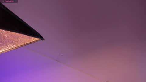 Alice online show from December 19, 8:05 pm