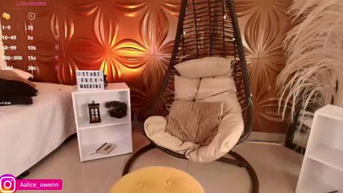 Alicie online show from January 17, 9:17 pm
