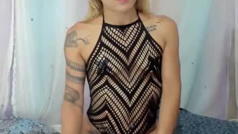 Snapshot of aliissa_moree chatting on April 8, 6:52 pm aliissa moree online show from April 8, 6:52 pm