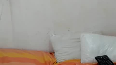 Snapshot of aliissa_moree chatting on May 20, 7:09 pm aliissa moree online show from May 20, 7:09 pm