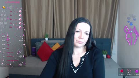 Alika online show from December 12, 5:15 pm