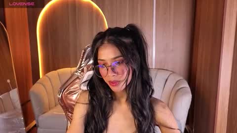alina_b_ online show from February 27, 8:31 pm