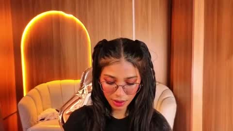 alina_b_ online show from May 5, 8:06 pm
