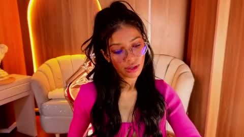 alina_b_ online show from July 18, 7:50 pm