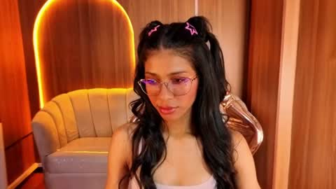 alina_b_ online show from July 30, 8:08 pm