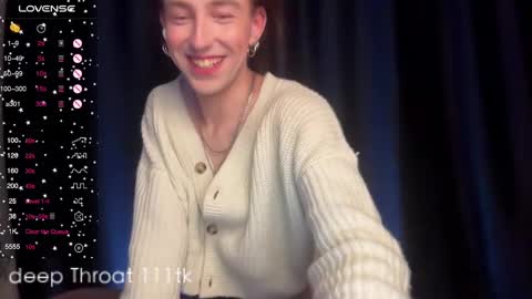 Snapshot of alina_flow chatting on January 2, 8:13 pm Alexa online show from January 2, 8:13 pm