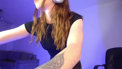  NYX  online show from May 20, 2:07 am