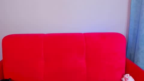 Snapshot of alina_lovelyx chatting on October 10, 1:26 am Alina online show from October 10, 1:26 am