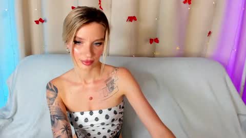 Alina online show from June 28, 1:22 am