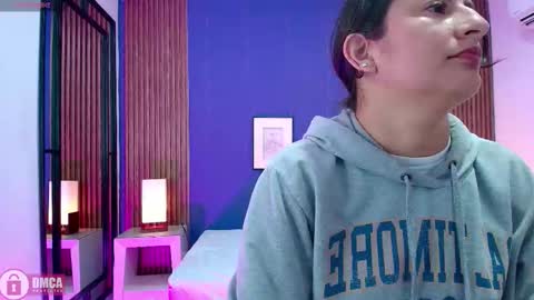 Snapshot of alina_martinelli chatting on September 21, 11:56 am Alina online show from September 21, 11:56 am