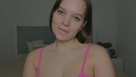 alina_vir online show from February 5, 5:23 am