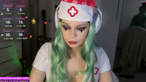 Snapshot of alinabae chatting on October 31, 8:54 pm Alina and Ben online show from October 31, 8:54 pm