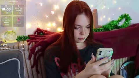 Snapshot of alinabae chatting on December 13, 9:53 pm Alina and Ben online show from December 13, 9:53 pm