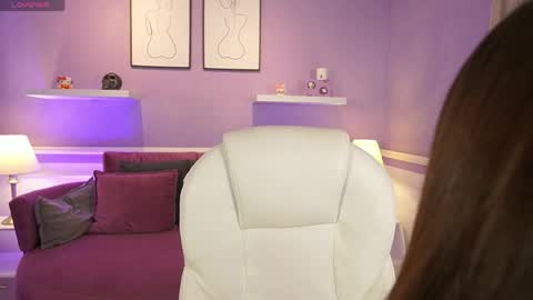 Alina Bennet online show from June 9, 11:33 am
