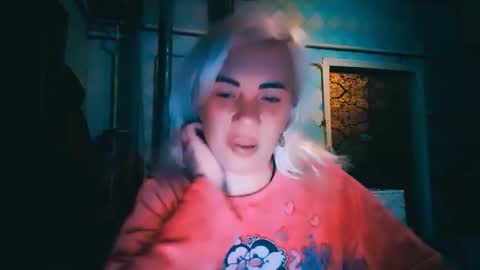 Snapshot of alinafrey_ chatting on May 30, 7:44 pm Alina online show from May 30, 7:44 pm