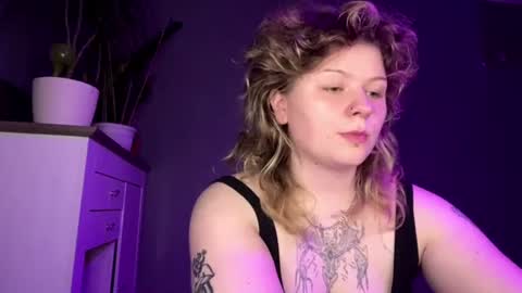 Alina online show from June 25, 5:39 pm